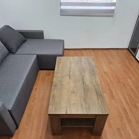 Apartament Andela *