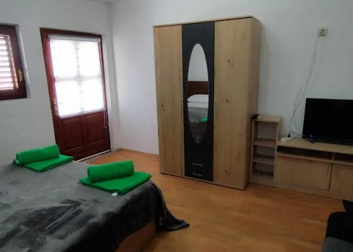 Andela Apartament Starigrad Paklenica