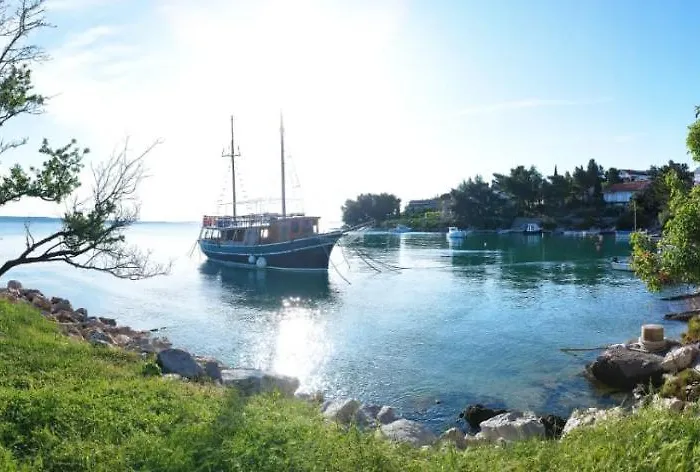 Andela Starigrad Paklenica