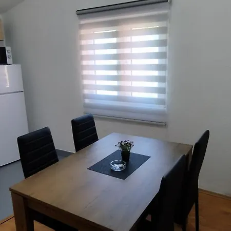 Apartment Andela *