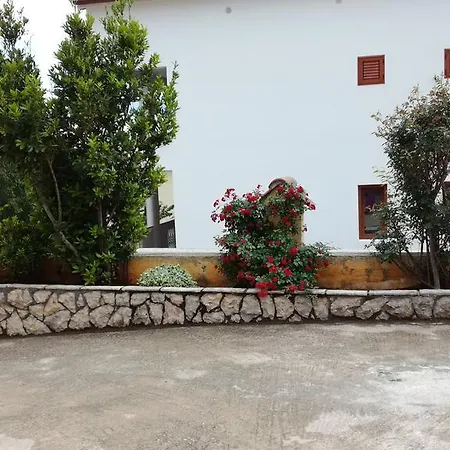 Apartment Andela