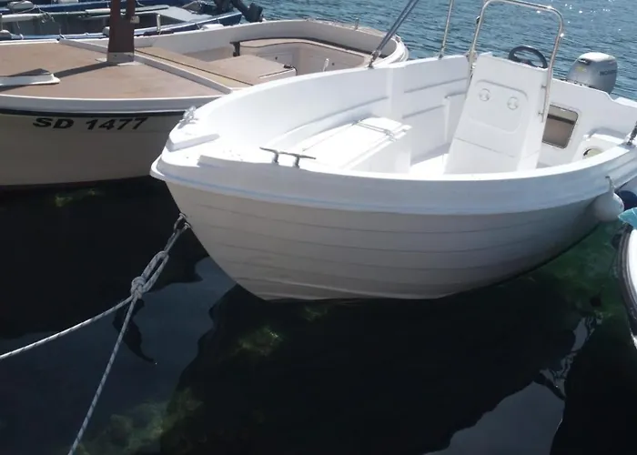 Andela Starigrad Paklenica